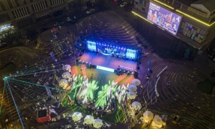 Cina: festival della vita notturna a Tianjin