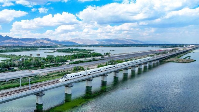 Cina: in corso test su ferrovia ad alta velocità Baotou-Yinchuan (2)