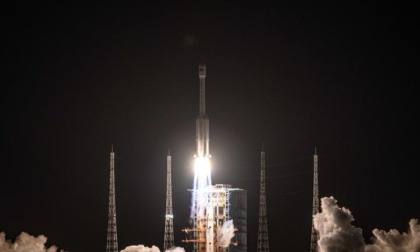 Cina: Hainan, lancio del Long March-7 con satellite ChinaSat 4A