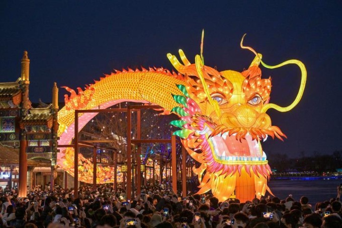 Cina: Pechino organizzerà grande show di lanterne per Festa metà autunno e Festa nazionale