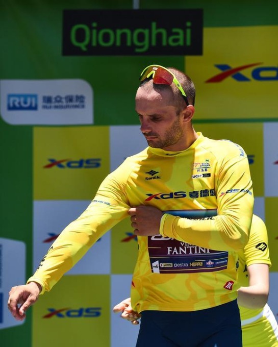 Cina: Hainan, 15mo tour della gara di ciclismo su isola di Hainan (3)