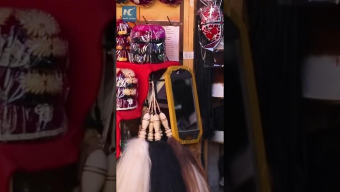 Cina: Xinjiang, passeggiata in un bazar di Kashgar