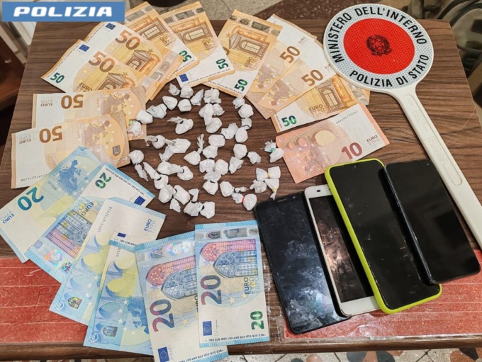 ROMA: SPACCIO DI DROGA NELLA CAPITALE, 10 ARRESTI