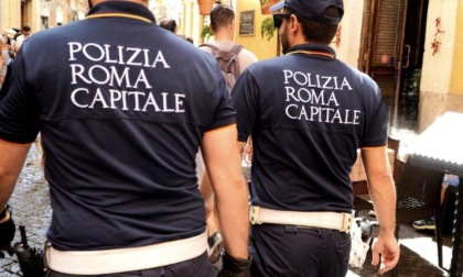 ROMA: SPRAY URTICANTE, PANICO NEL FAST FOOD
