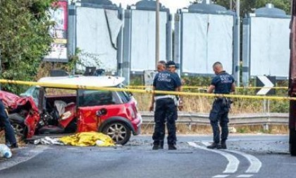 ROMA: SCONTRO CON UN MEZZO AMA, MUORE UNA DONNA