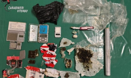 VITERBO: DROGA, FERMATI SPACCIATORI IN AZIONE