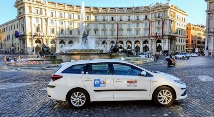ROMA: TAXI, ARRIVANO MILLE NUOVE LICENZE