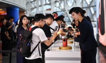 Cina: Guangdong, Huawei presenta nuovi prodotti a evento di lancio (2)