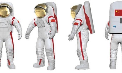 Cina: presentazione design esterno della tuta spaziale per l’allunaggio