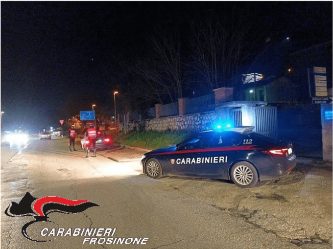 CASSINO: CIRCOLO TRASFORMATO IN PIAZZA DI SPACCIO