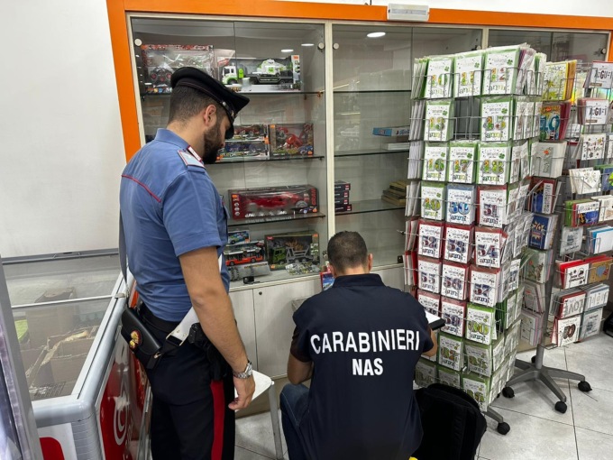 ROMA: SEQUESTRATI 80 KG DI CIBO SCADUTO
