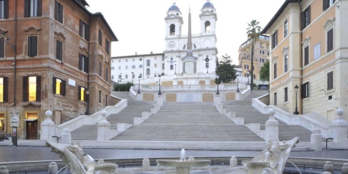 ROMA: TRINITA’ DEI MONTI, INTERVIENE LA SOPRINTENDENZA