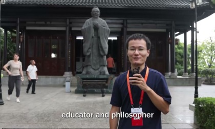 Cina: esploriamo millenaria accademia con alcuni amici del Pakistan