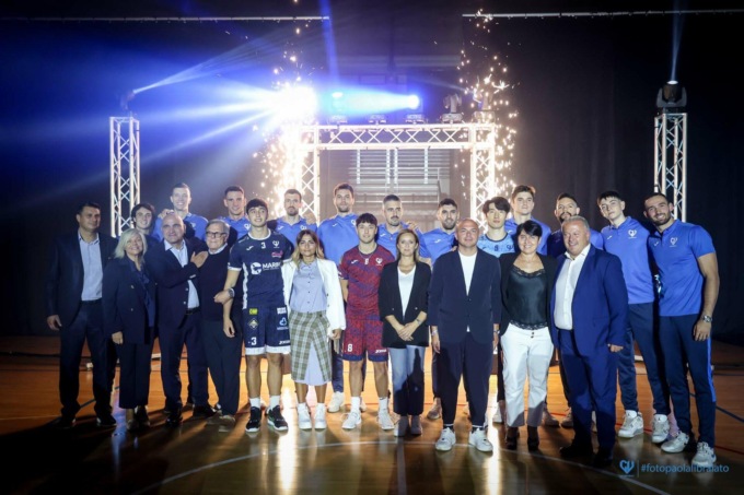 PALLAVOLO SUPERLEGA: CISTERNA, PRESENTAZIONE IN GRANDE STILE