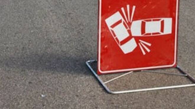 ROMA: INCIDENTE SULL’A1, UN MORTO E TRE FERITI