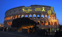 ROMA: IL COLOSSEO SI ILLUMINAPER I BAMBINI MALATI