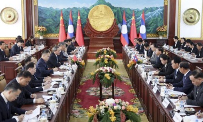 Laos: premier cinese Li Qiang incontra il presidente laotiano Thongloun Sisoulith