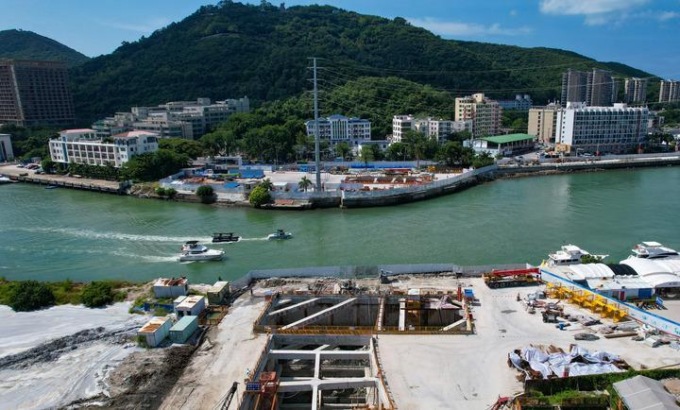 Cina: cantiere del tunnel subacqueo dell’estuario del fiume Sanya
