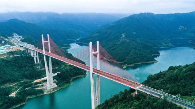 Cina: Guizhou, costruzione di superstrada tra contee Jianhe, Liping (1)