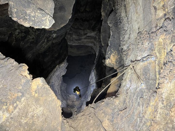 Cina: spedizione estende a 437 km lunghezza nota di grotta più lunga dell’Asia