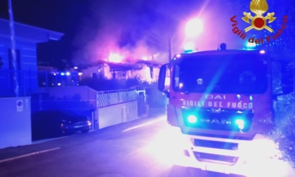 FONTE NUOVA: INCENDIO IN VILLA, MUORE CANE