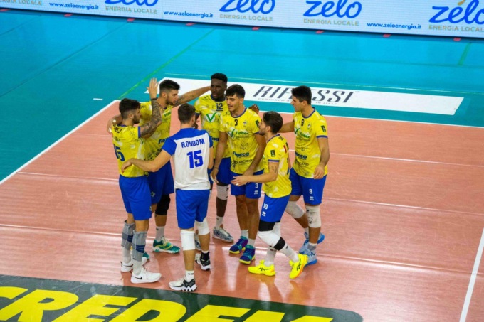 PALLAVOLO: VINCE SABAUDIA(A3). LO SMI ROMA (A1) FA TREMARE LE CAMPIONESSE D’EUROPA DI CONEGLIANO