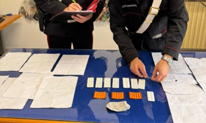 LARIANO: FURTO, TENTATA RAPINA E RICETTAZIONE, ARRESTATA