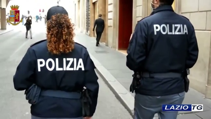 ROMA: TRUFFA DEL FINTO TECNICO, DUE ARRESTI