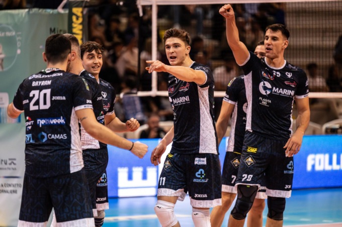 PALLAVOLO SUPERLEGA: CISTERNA, PRIMA VITTORIA STAGIONALE