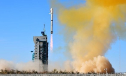 Cina: lanciato nuovo gruppo di satelliti per il telerilevamento
