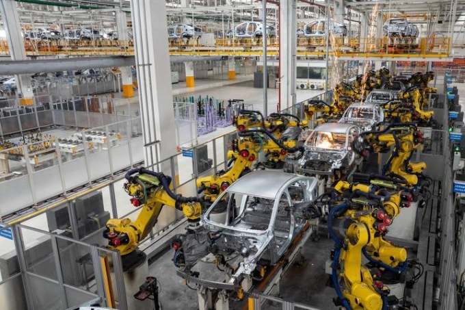 Cina: produzione annuale record con 10 mln NEV in sforzi sostenibili globali