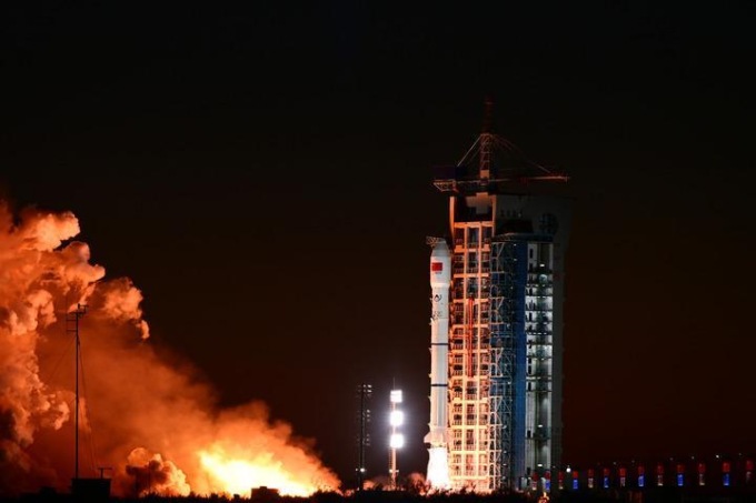 Cina: lancio di satelliti da Centro di Jiuquan (1)