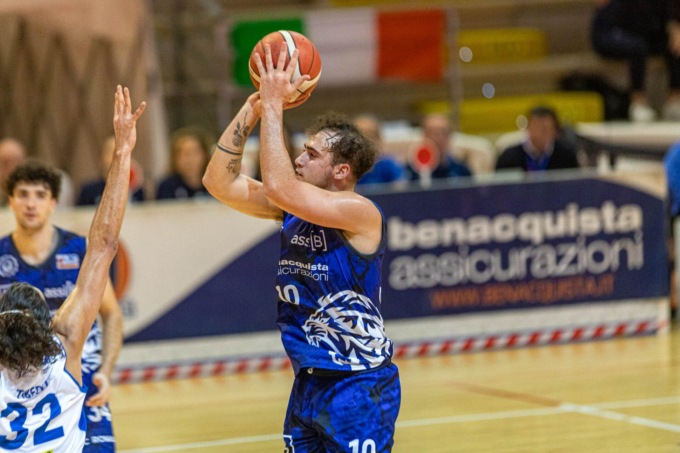 BASKET: A2 E SERIE B STASERA IN CAMPO PER L’11° GIORNATA