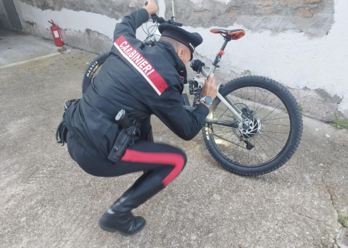 CIVITAVECCHIA: LADRI DI BICICLETTE, TRE DENUNCE