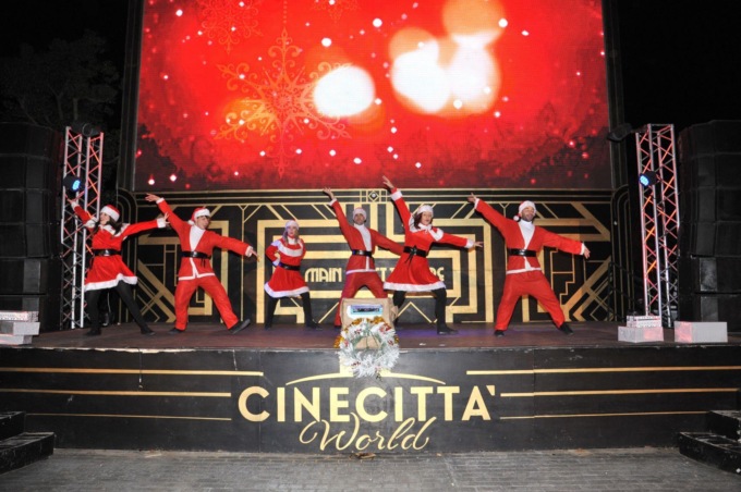 ROMA: SI ACCENDE IL NATALE A CINECITTA’ WORLD