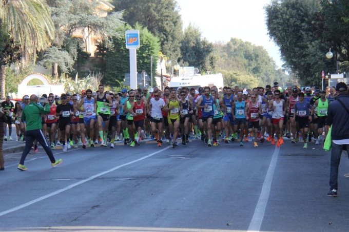 PODISMO: A SABAUDIA VINCONO CARRAROLI E CAVALERI