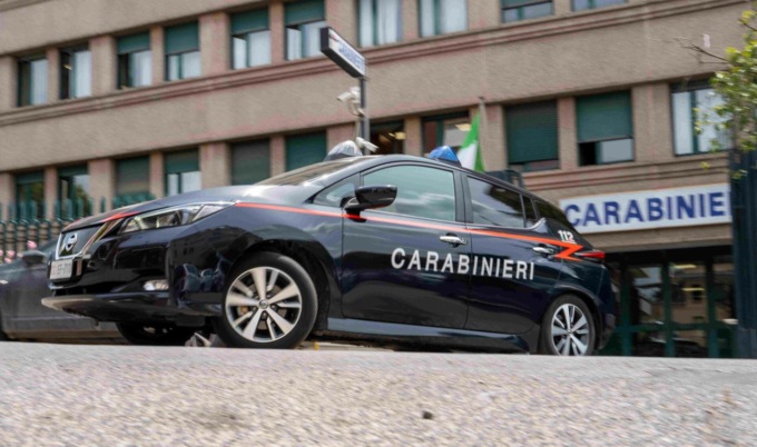 ROMA: TRADITO DAL SELFIE, ARRESTATO RAPINATORE