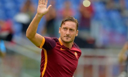 ROMA: ABBANDONO DI MINORI, TOTTI INDAGATO