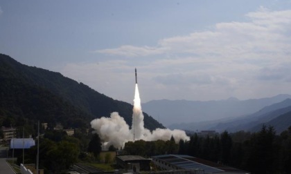 Cina: lancia nuovo satellite per telerilevamento
