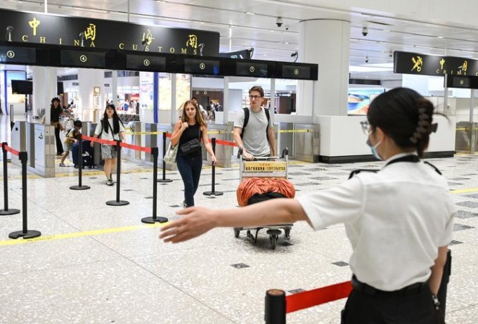 Cina: aeroporto Daxing registra record ingressi, uscite di stranieri