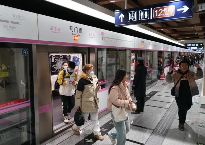 Cina: Pechino apre 3 nuove linee della metro, riduce ulteriormente traffico del centro