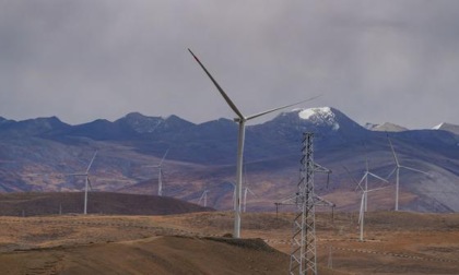 Cina: elettricità verde prodotta nello Xizang convogliata a Pechino