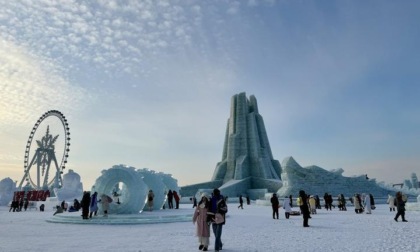 Cina: parco a tema di ghiaccio e neve più grande del mondo apre ad Harbin