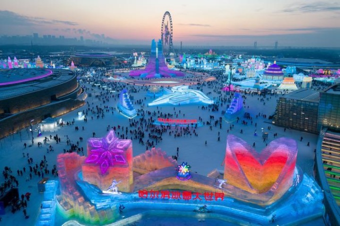 Cina: apertura dell’Harbin Ice-Snow World