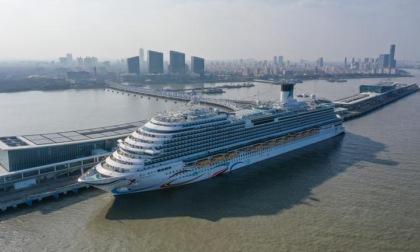 Cina: prima grande nave da crociera di produzione nazionale riceve 600.000 turisti