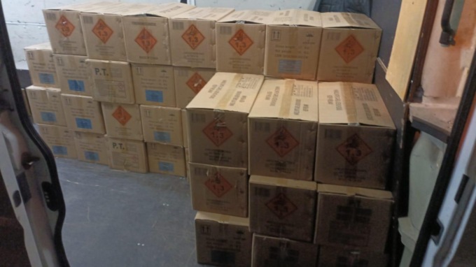 APRILIA: SEQUESTRATA UNA TONNELLATA DI BOTTI ILLEGALI