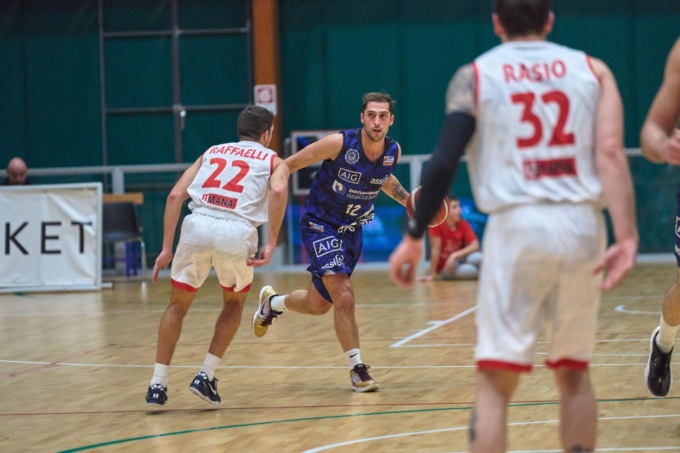 BASKET B NAZIONALE: LATINA, PRIMA VITTORIA IN TRASFERTA