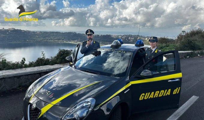 LATINA/VELLETRI: SANITA’ E DIPLOMI FACILI, QUATTRO ARRESTI