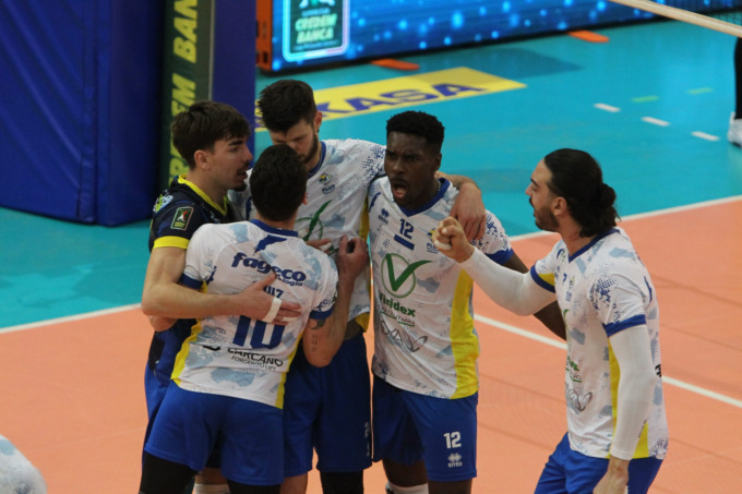 PALLAVOLO SERIE A: VINCE SABAUDIA, PERDE LO SMI ROMA