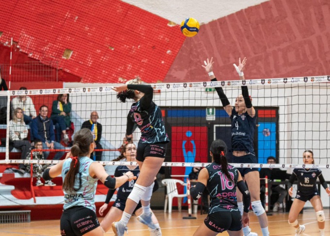 PALLAVOLO B1 FEMMINILE: UNITED VOLLEY POMEZIA-ARZANO 3-0